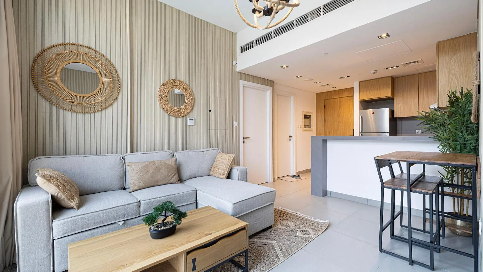 1Br Private Poolview Apartment - Poolside Paradise 沙迦
